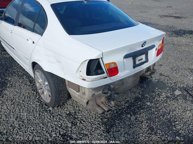 2003 BMW 325I VIN: WBAET37443NJ24090