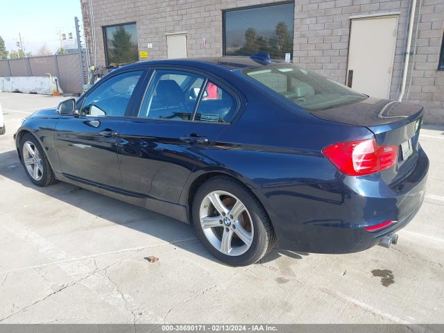 BMW 328I 2014 WBA3C1C57EK109288 Image 3