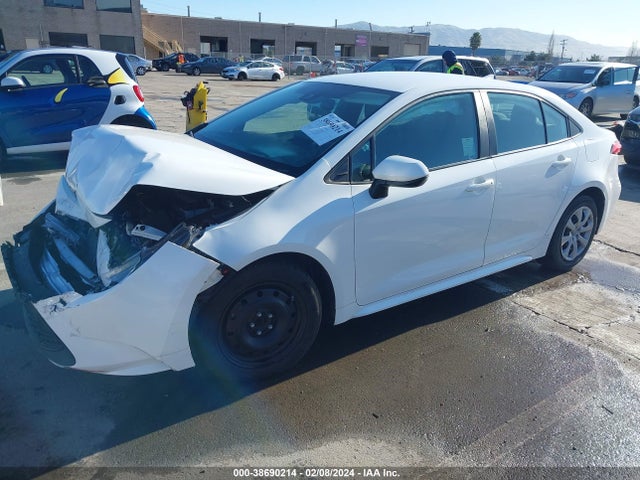 Toyota COROLLA LE 2021 5YFEPMAE6MP217616 Image 2
