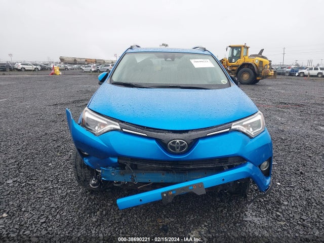 Toyota Rav4 Limited 2016 JTMDFREV5GJ100379 Image 12