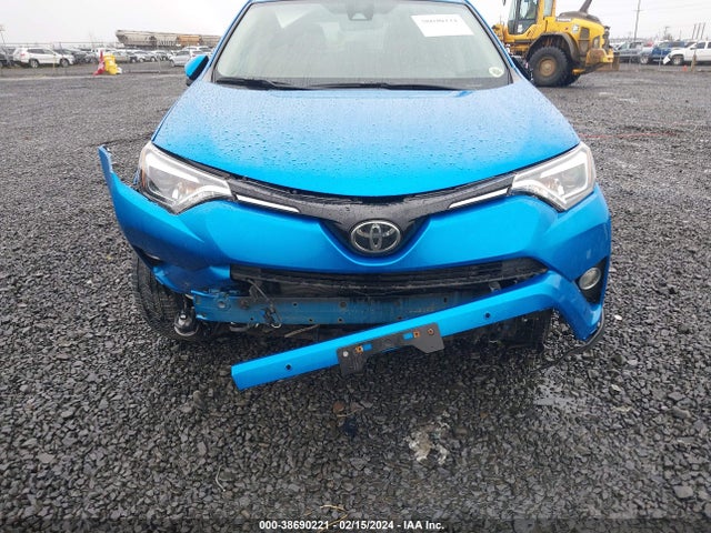 Toyota Rav4 Limited 2016 JTMDFREV5GJ100379 Image 6