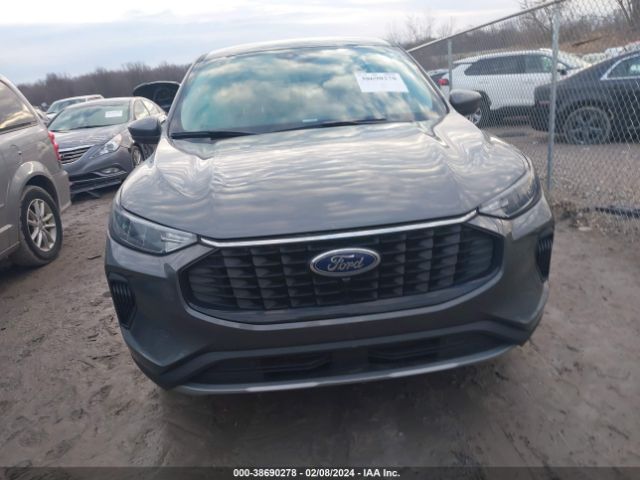 1FMCU0GN6PUA06516 Ford Escape Active