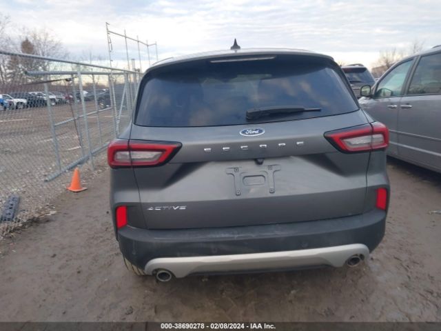 1FMCU0GN6PUA06516 Ford Escape Active
