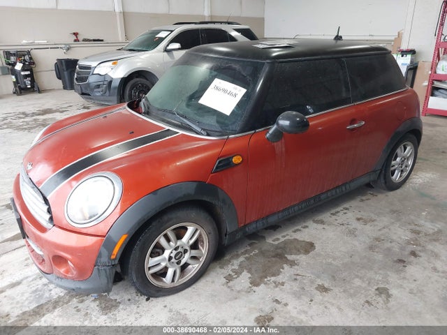 2012 MINI COOPER WMWSU3C56CT540586 Photo 1