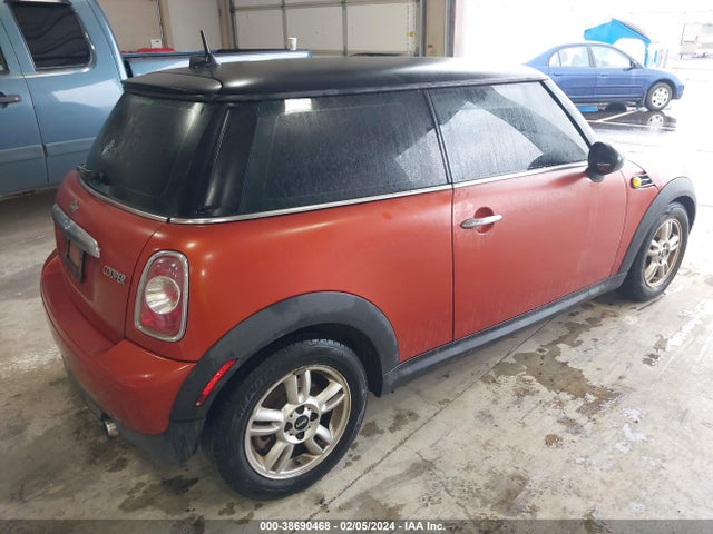 2012 MINI COOPER WMWSU3C56CT540586 Photo 3