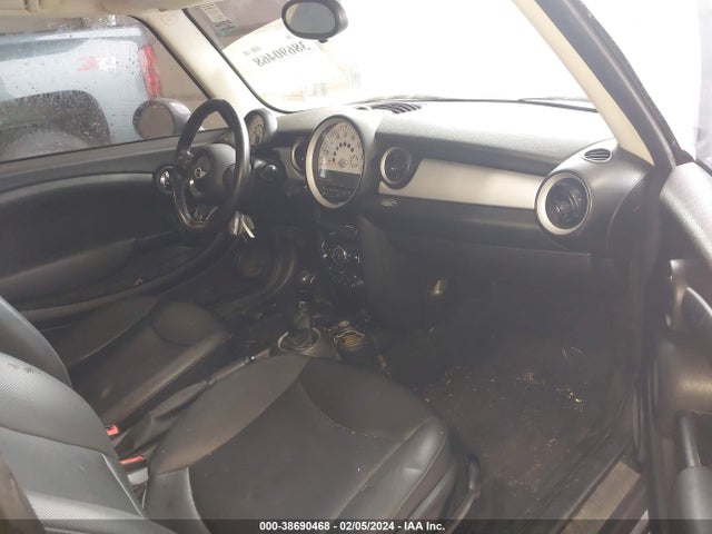 2012 MINI COOPER WMWSU3C56CT540586 Photo 4