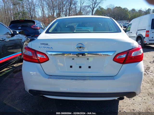 Nissan Altima 2.5 S 2017 1N4AL3AP7HC145335 Image 16
