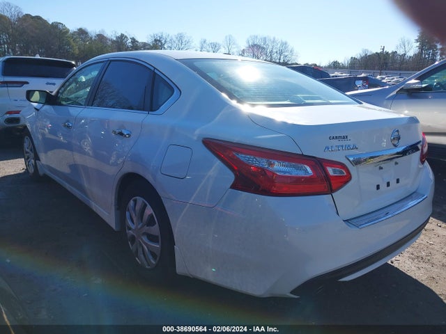 Nissan Altima 2.5 S 2017 1N4AL3AP7HC145335 Image 3