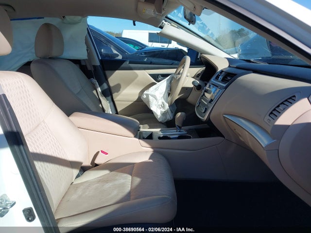 Nissan Altima 2.5 S 2017 1N4AL3AP7HC145335 Image 5