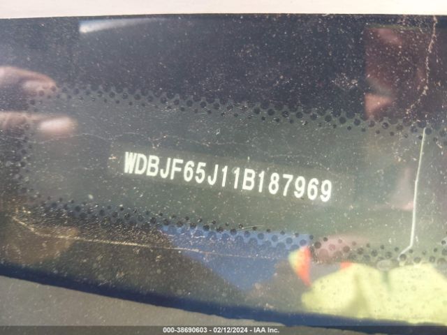 2001 MERCEDES-BENZ E-CLASS WDBJF65J11B187969 Photo 8