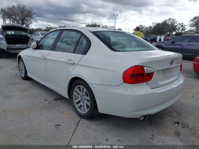 2006 BMW 325XI VIN: WBAVD13526KV02493