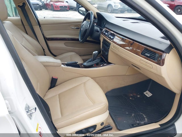 2006 BMW 325XI VIN: WBAVD13526KV02493