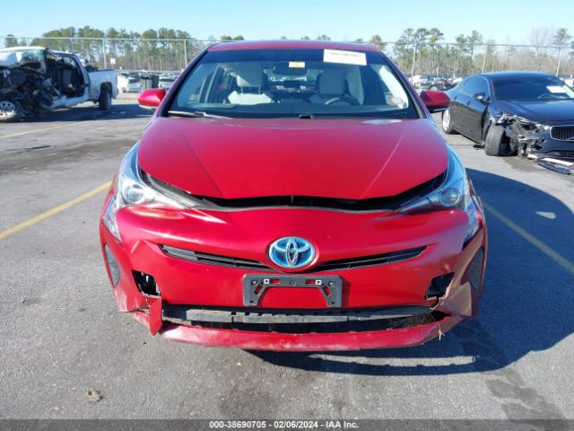 JTDKARFU9G3506374 Toyota Prius Four