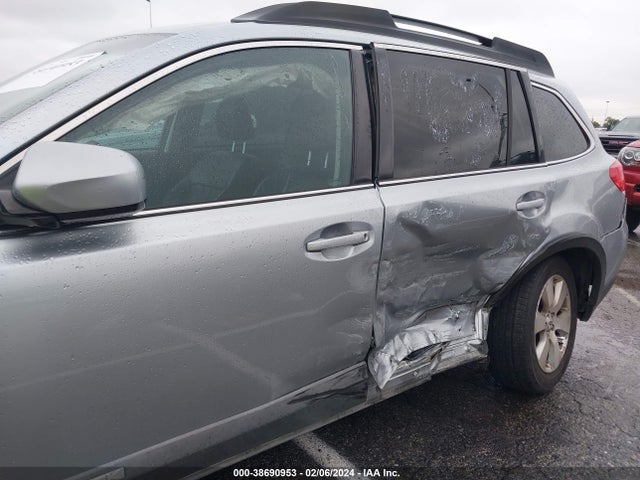 2012 SUBARU OUTBACK 3.6R LIMITED VIN: 4S4BRDJC1C2208455