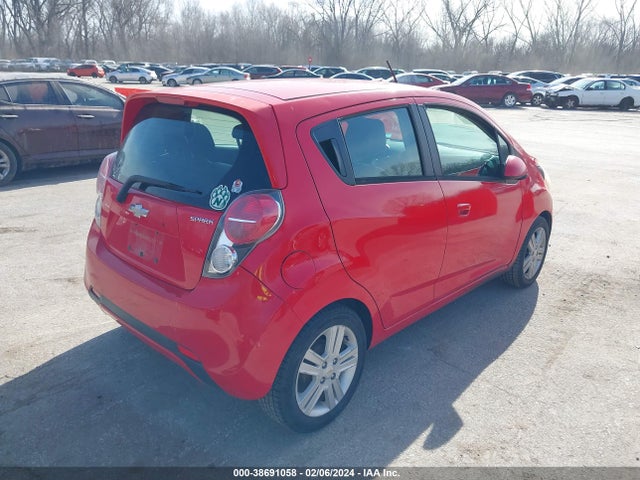 Chevrolet Spark 1lt Auto 2014 KL8CD6S95EC541253 Image 4