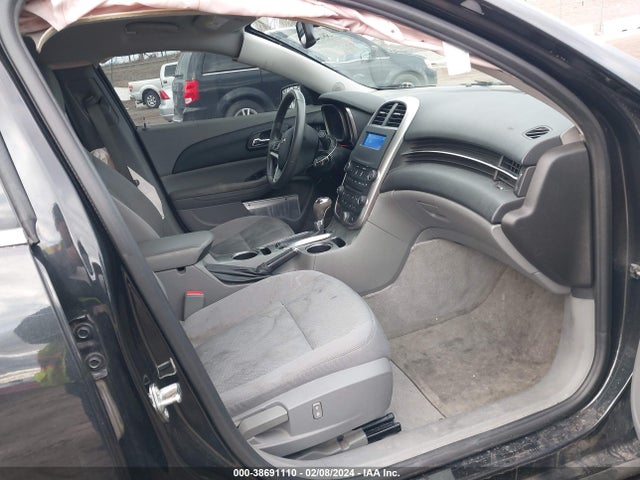 Chevrolet MALIBU LS 2015 1G11B5SLXFF190259 Image 5