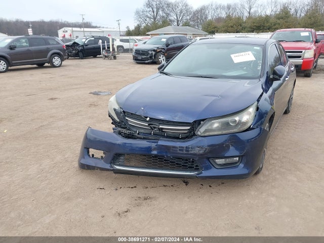 Honda Accord Sport 2015 1HGCR2F54FA224331 Image 2