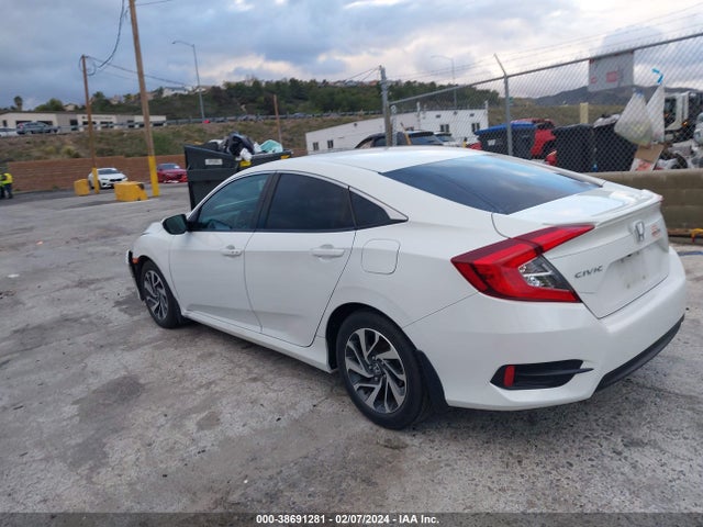 Honda CIVIC EX 2016 2HGFC2F78GH517331 Image 3