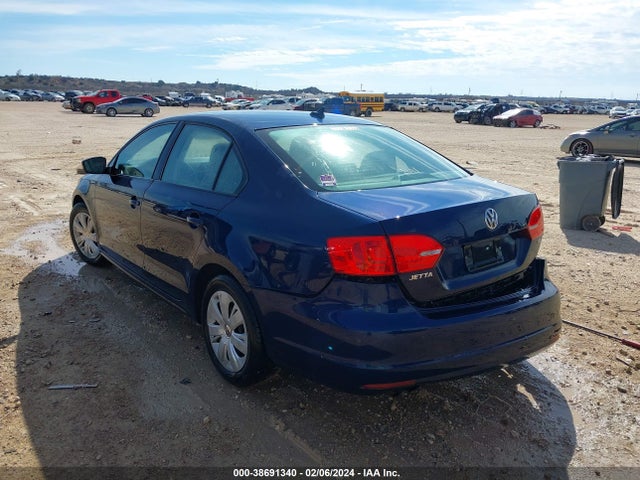 3VWD17AJ2EM396013 Volkswagen Jetta 1.8t Se