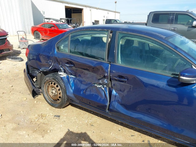 3VWD17AJ2EM396013 Volkswagen Jetta 1.8t Se