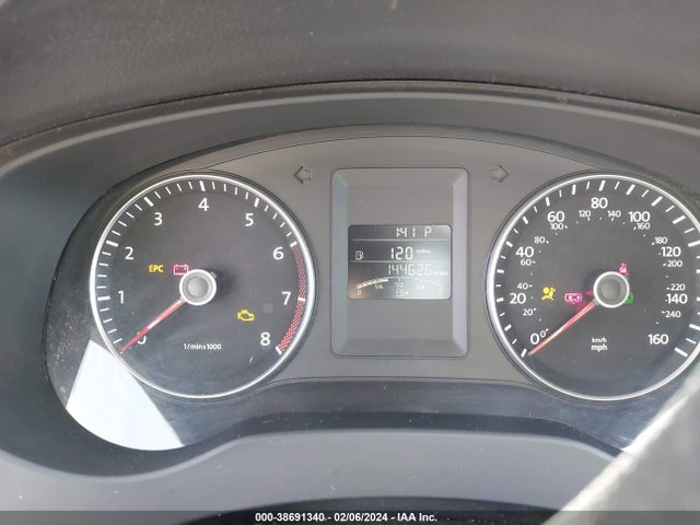3VWD17AJ2EM396013 Volkswagen Jetta 1.8t Se