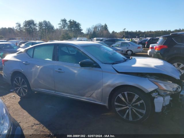 1N4BL4CW3MN373930 Nissan Altima Sr Intelligent Awd