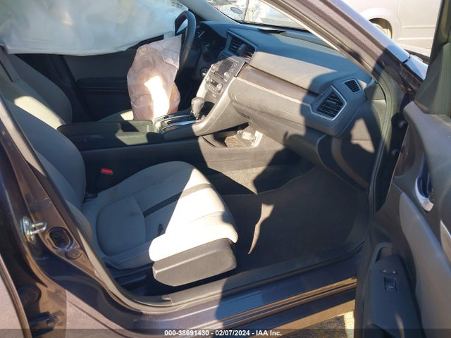 Honda Civic Lx 2018 19XFC2F56JE038065 Image 5