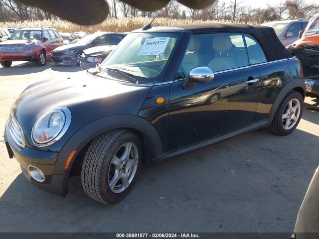 2010 MINI COOPER WMWMR3C53ATZ19259 Photo 1