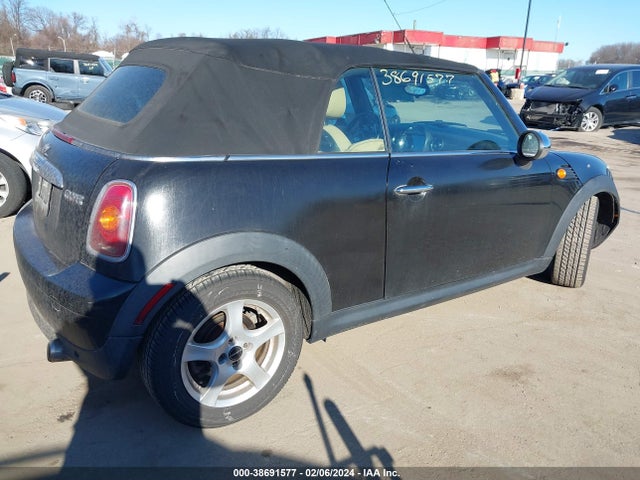 2010 MINI COOPER WMWMR3C53ATZ19259 Photo 3