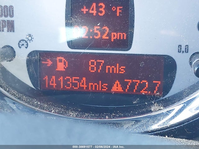 2010 MINI COOPER WMWMR3C53ATZ19259 Photo 6