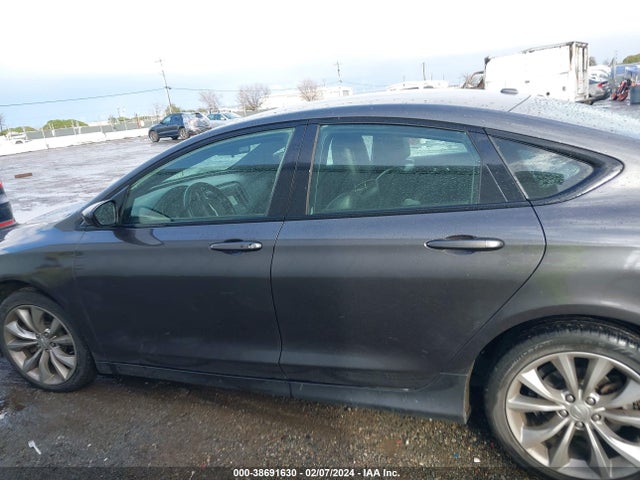 Chrysler 200 S 2015 1C3CCCBG6FN518002 Image 14
