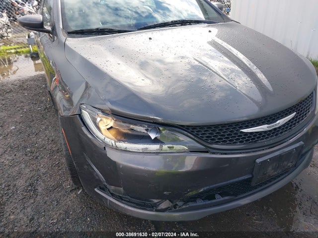 Chrysler 200 S 2015 1C3CCCBG6FN518002 Image 6
