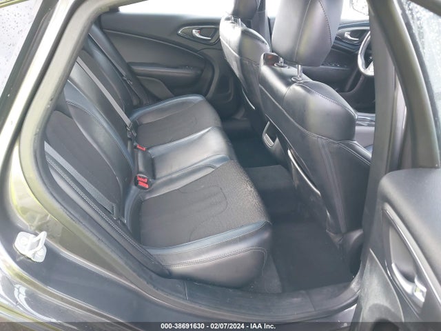 Chrysler 200 S 2015 1C3CCCBG6FN518002 Image 8