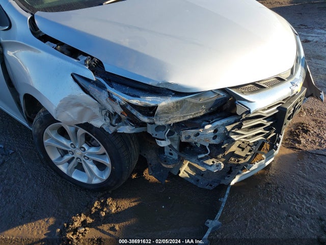 Chevrolet CRUZE LT 2019 3G1BE6SM4KS605138 Image 18
