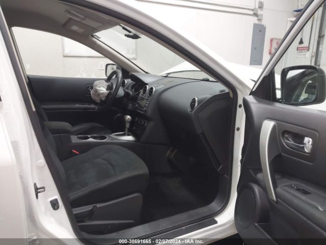 JN8AS5MV8FW255054 Nissan Rogue Select S