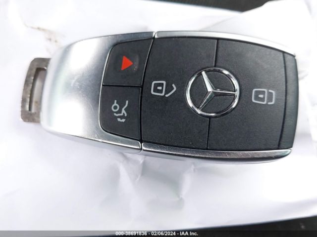 WDC4M4HB5LW006777 Mercedes-Benz Glb 250 4matic