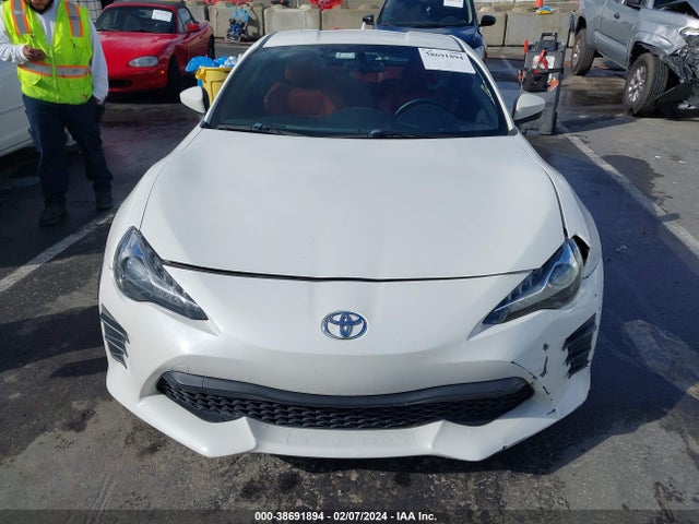 Toyota 86 2017 JF1ZNAA1XH8703467 Image 12