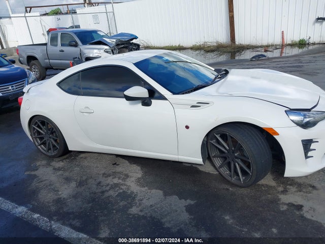 Toyota 86 2017 JF1ZNAA1XH8703467 Image 13