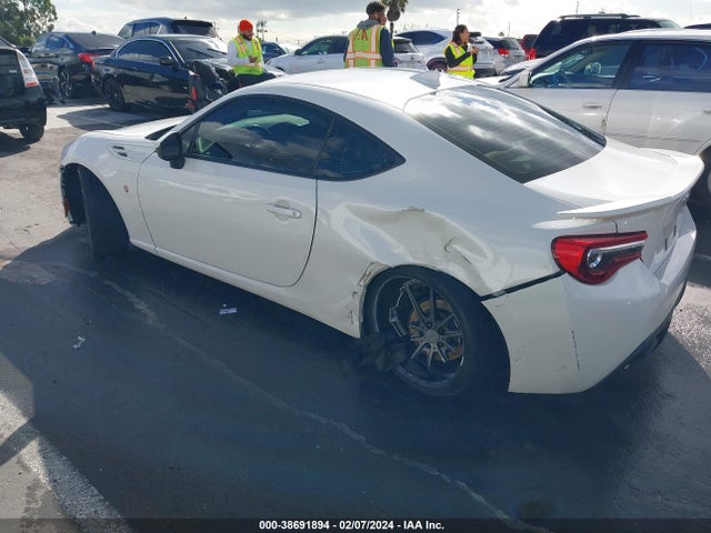 Toyota 86 2017 JF1ZNAA1XH8703467 Image 3
