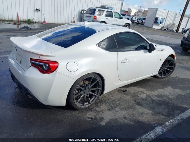 Toyota 86 2017 JF1ZNAA1XH8703467 Image 4