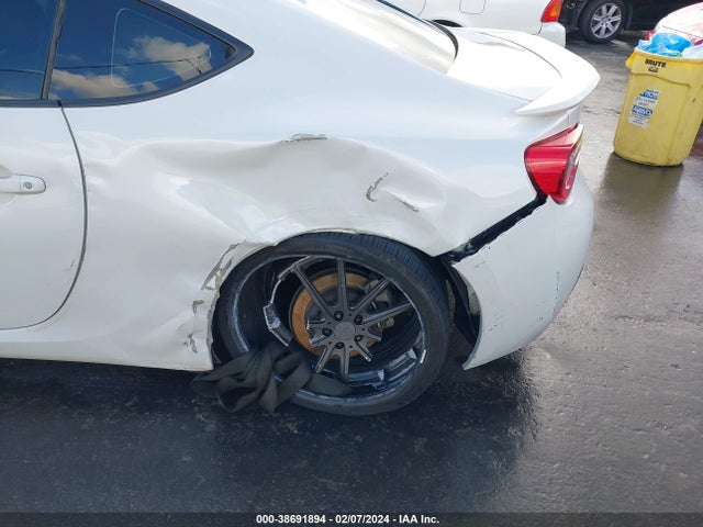 Toyota 86 2017 JF1ZNAA1XH8703467 Image 6