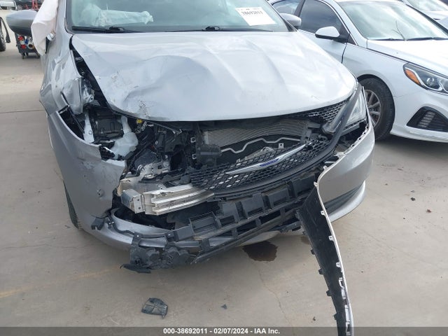 Chrysler Voyager 2020 2C4RC1AG7LR243377 Image 21