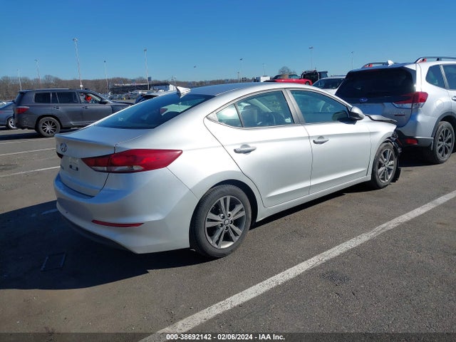 2018 HYUNDAI ELANTRA SEL VIN: 5NPD84LF9JH326983