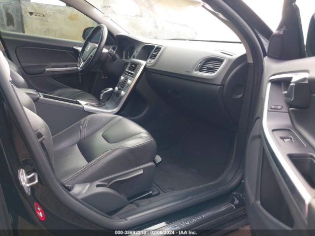 YV140MEL6J2391392 Volvo V60 T5 Dynamic
