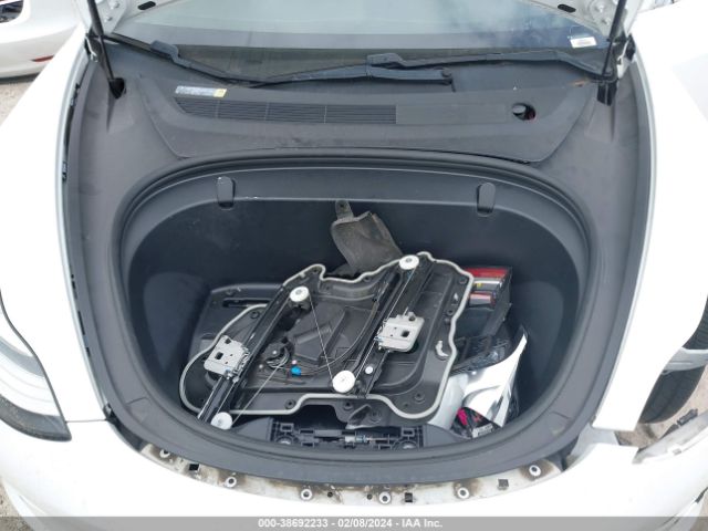 5YJ3E1EB0JF096827 Tesla Model 3 Long Range/performance