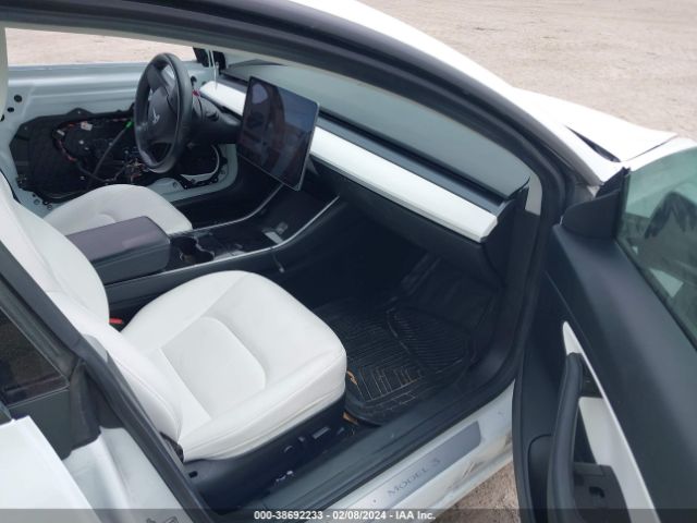 5YJ3E1EB0JF096827 Tesla Model 3 Long Range/performance
