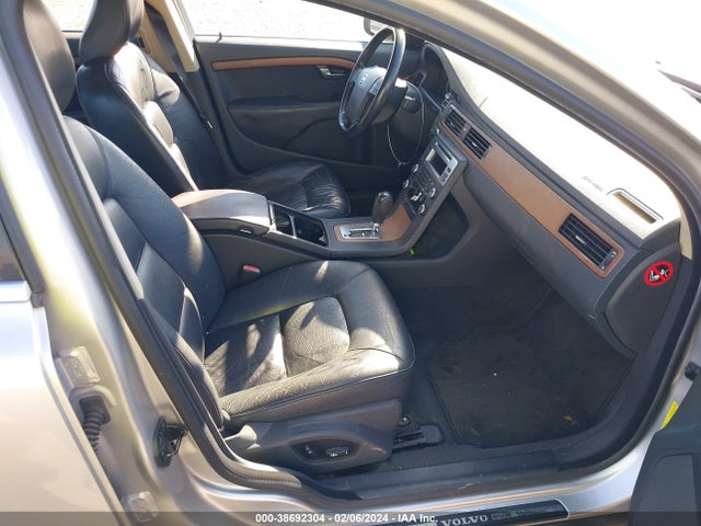 2008 VOLVO S80 3.2 VIN: YV1AS982681057652