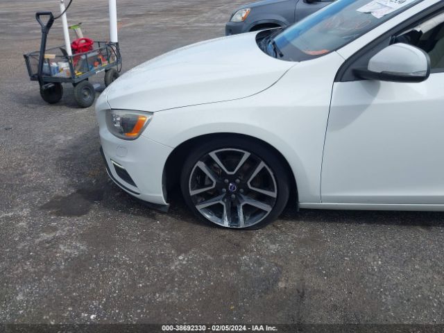 YV126MFL0J2466950 Volvo S60 T5 Dynamic