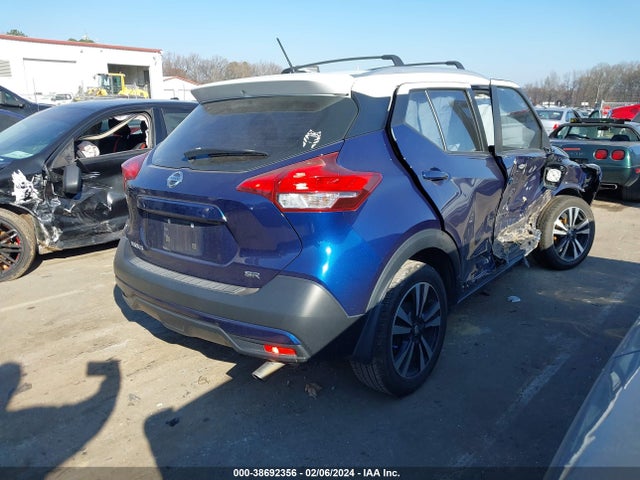 Nissan KICKS SR 2018 3N1CP5CU9JL508639 Image 4