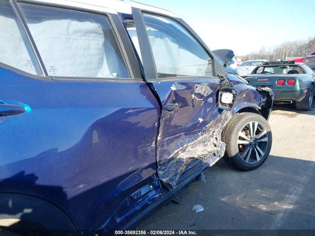 Nissan KICKS SR 2018 3N1CP5CU9JL508639 Image 6